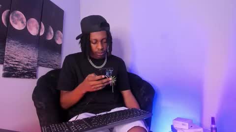 Bryxon  online show from 09.08.25