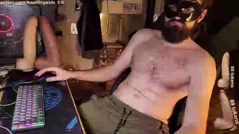 Snapshot of btarkhun chatting on 03.04.25 Anal Orgasm online show from 03.04.25