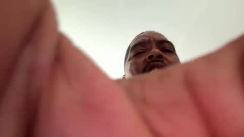 Snapshot of bubbleazzhere chatting on 10.22.25 bubbleazzhere online show from 10.22.25