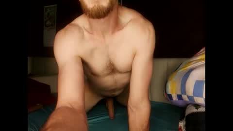Snapshot of bubblebutt417 chatting on 04.28.26 Max candi online show from 04.28.26