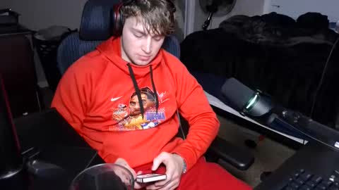 Snapshot of bubblebuttbdn chatting on 11.04.25 BubblebuttBdn online show from 11.04.25