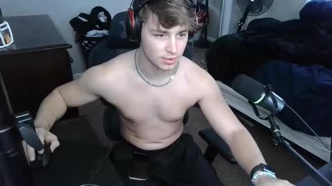 Snapshot of bubblebuttbdn chatting on 11.10.25 BubblebuttBdn online show from 11.10.25