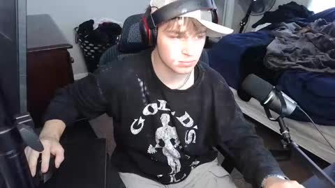 Snapshot of bubblebuttbdn chatting on 11.11.25 BubblebuttBdn online show from 11.11.25