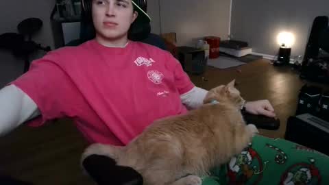 Snapshot of bubblebuttbdn chatting on 02.04.26 BubblebuttBdn online show from 02.04.26