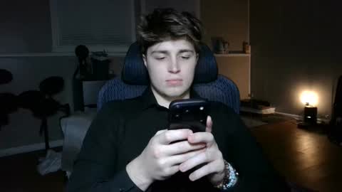 Snapshot of bubblebuttbdn chatting on 02.18.26 BubblebuttBdn online show from 02.18.26