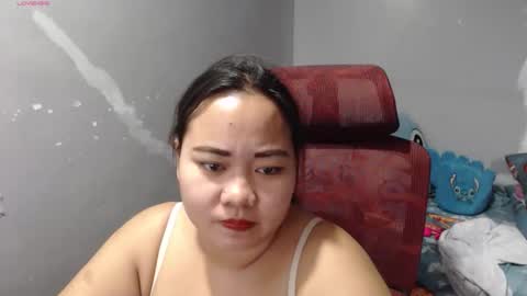 Snapshot of bubblebuttpinay chatting on 05.07.26 Sunshine online show from 05.07.26