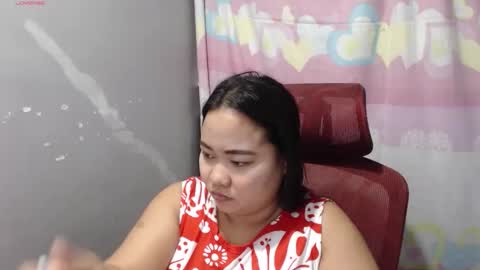 Snapshot of bubblebuttpinay chatting on 05.18.26 Sunshine online show from 05.18.26