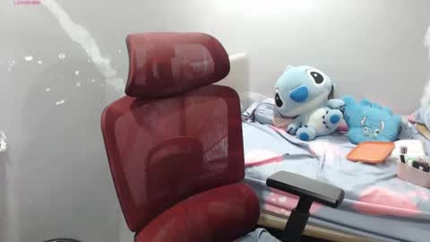 Snapshot of bubblebuttpinay chatting on 05.30.26 Sunshine online show from 05.30.26