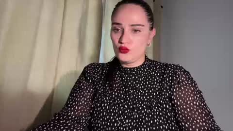 Anna online show from 07.28.26