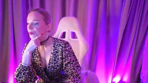 bubbling_crush online show from 02.16.25