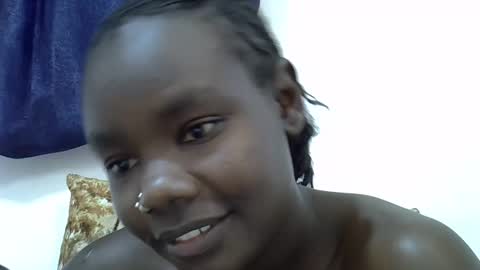 Snapshot of bubbly_ass247 chatting on 10.09.25 bubbly online show from 10.09.25