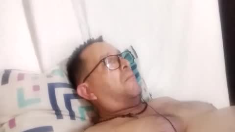 buchs32 online show from 10.18.25