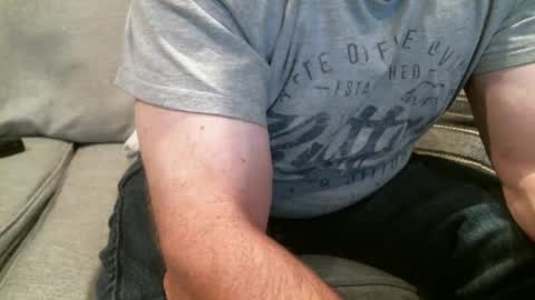 Snapshot of buck_camstar chatting on 12.03.24 Buck online show from 12.03.24