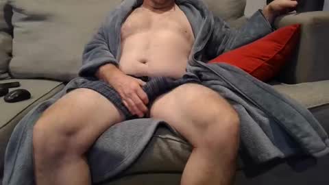 Snapshot of buck_camstar chatting on 11.03.25 Buck online show from 11.03.25