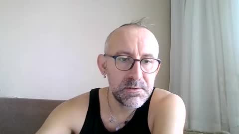 Buck Wessle online show from 11.03.25