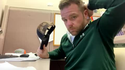 Snapshot of buckwild69204 chatting on 12.30.24 buckwild69204 online show from 12.30.24