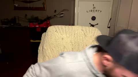 Snapshot of buckwild69204 chatting on 01.31.25 buckwild69204 online show from 01.31.25