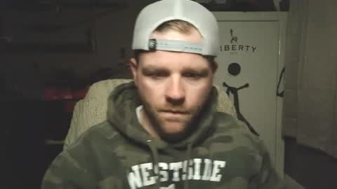 Snapshot of buckwild69204 chatting on 02.04.25 buckwild69204 online show from 02.04.25