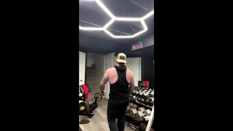 Snapshot of buckwild69204 chatting on 12.01.25 buckwild69204 online show from 12.01.25