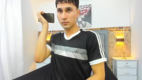 Buddy Whitte online show from 02.17.25