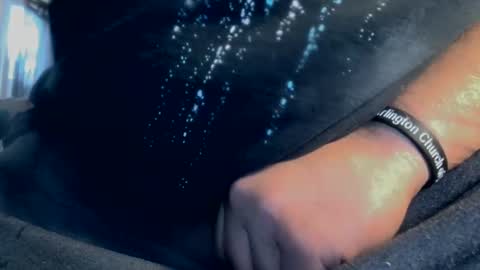 Snapshot of buddyluvzumore chatting on 12.04.24 buddyluvzumore online show from 12.04.24