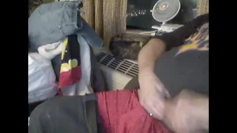 Snapshot of buddyluvzumore chatting on 01.31.25 buddyluvzumore online show from 01.31.25