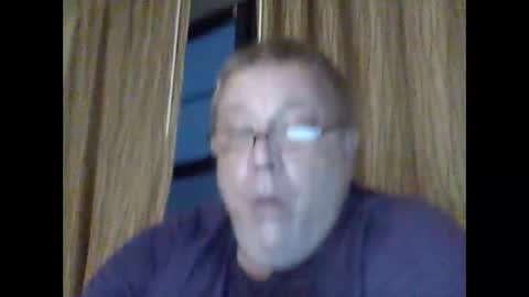 Snapshot of buddyluvzumore chatting on 02.10.25 buddyluvzumore online show from 02.10.25