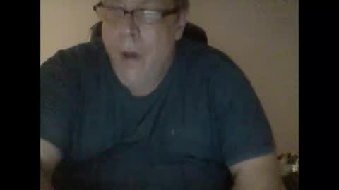 Snapshot of buddyluvzumore chatting on 02.18.25 buddyluvzumore online show from 02.18.25