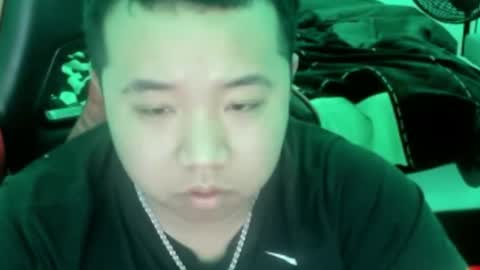 Snapshot of buffsexyman24 chatting on 01.18.26 buffsexyman24 online show from 01.18.26