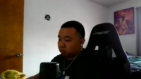 Snapshot of buffsexyman24 chatting on 02.20.26 buffsexyman24 online show from 02.20.26