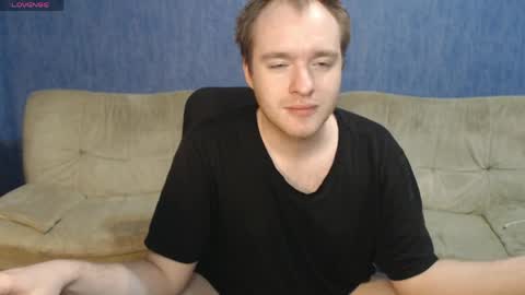 Snapshot of bull_cock_ chatting on 04.19.26 Eva 22 and Anton 24 PVT IS OPENED 60min online show from 04.19.26