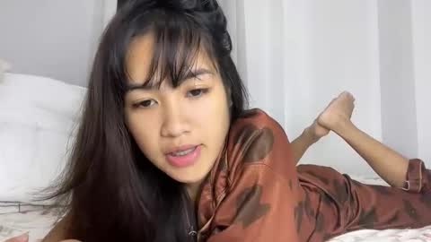 Snapshot of bump_me_baby chatting on 03.01.26 zy online show from 03.01.26