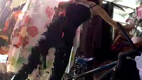 Snapshot of bunniandcryme chatting on 11.23.25 bunniandcryme online show from 11.23.25