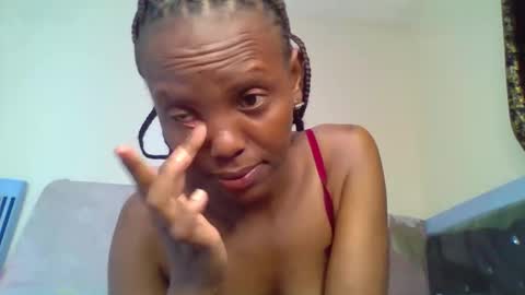 bunnydiva_ online show from 11.11.25