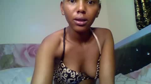 bunnydiva_ online show from 12.15.25