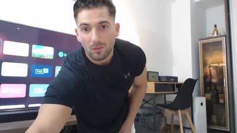 Snapshot of bunzdanny chatting on 10.04.25 BunzDanny online show from 10.04.25