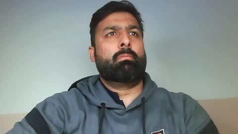 Hairy Arabian online show from 02.15.25