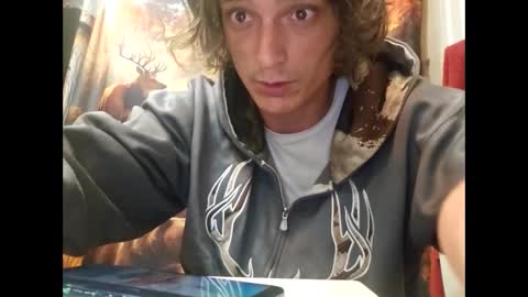 Snapshot of burntbuns710 chatting on 09.16.25 LostSingledad online show from 09.16.25