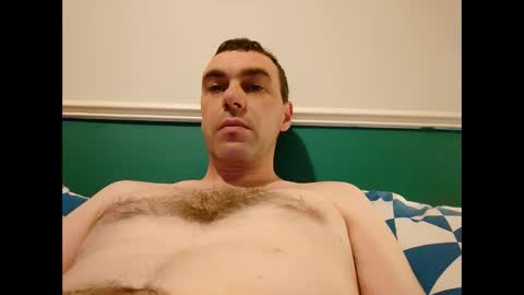 Snapshot of burtz909 chatting on 10.04.25 burtz909 online show from 10.04.25