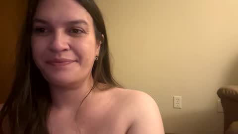 Snapshot of buschbaby chatting on 05.27.26 buschbaby online show from 05.27.26