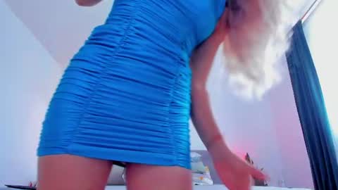 Larisa online show from 06.11.26