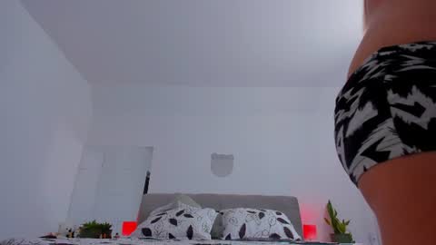 Larisa online show from 06.28.26