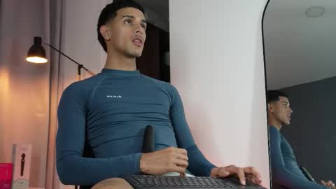 Buster independent model online show from 01.10.26