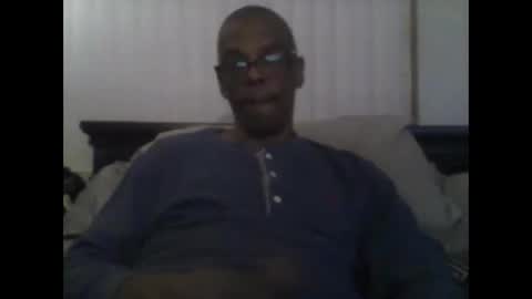 Busturgutzgd1 online show from 01.23.25