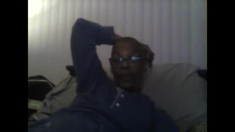 Busturgutzgd1 online show from 01.25.25