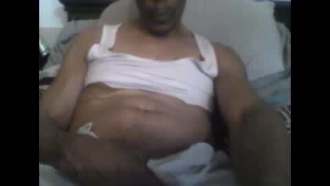 Busturgutzgd1 online show from 02.24.25