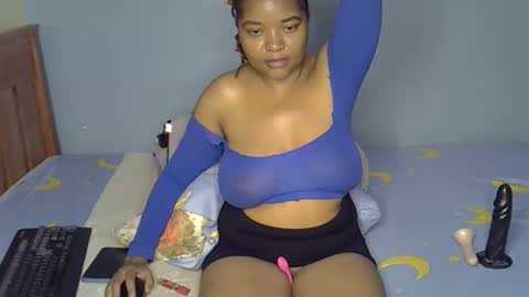 busty kenzi online show from 06.02.26