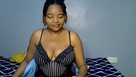busty kenzi online show from 07.25.26