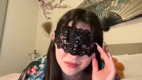 busy_bee69 online show from 02.11.26