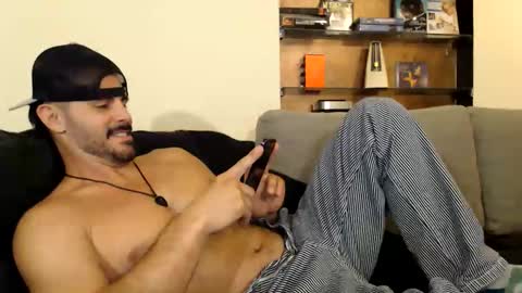 Snapshot of but4urpleasure chatting on 05.23.26 but4urpleasure online show from 05.23.26